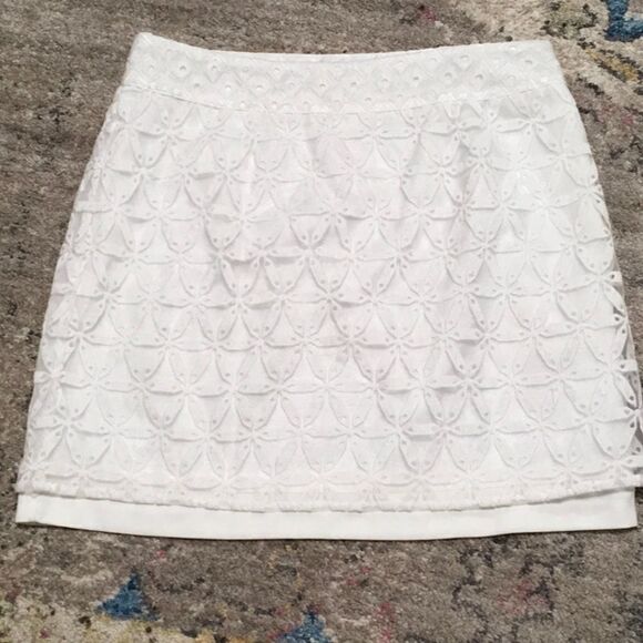 New. Laundry skirt with lace overlay. Size 14. NWOT - Picture 1 of 8